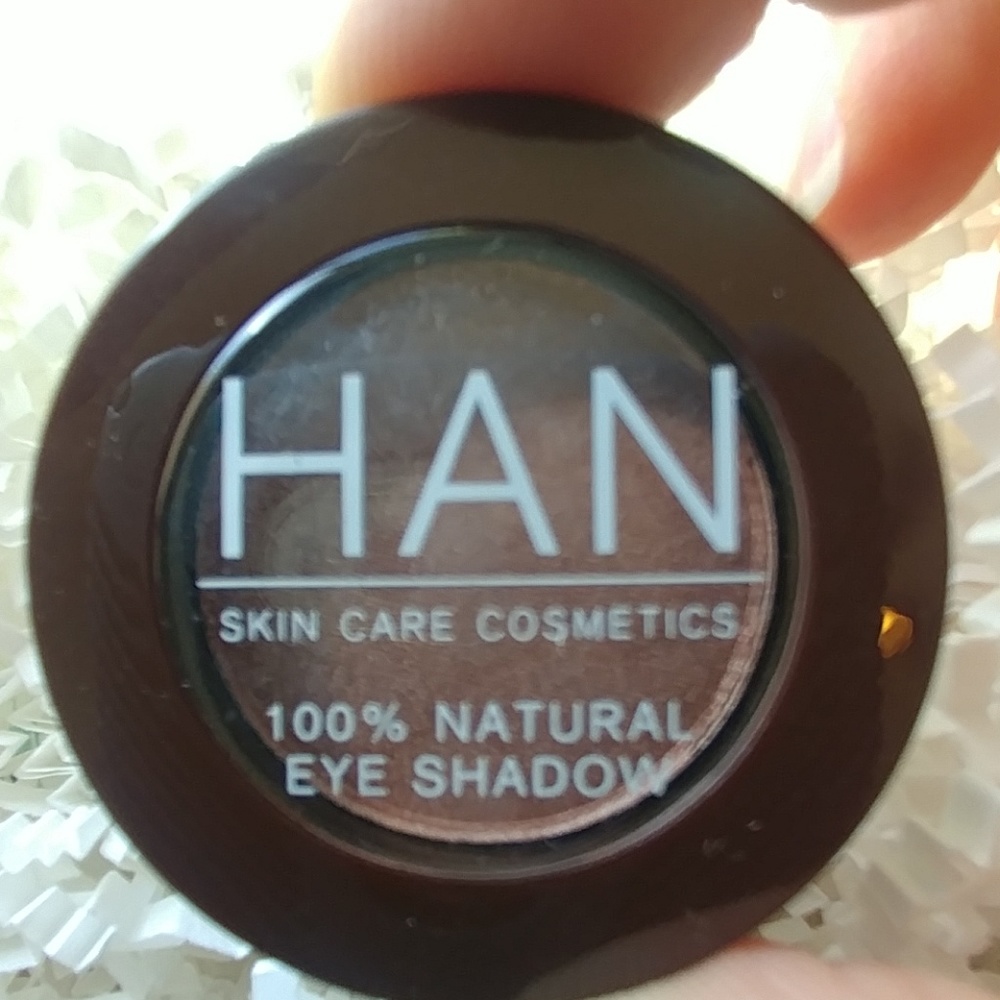 NWT HAN,GREEN BEAUTY, EYESHADOW in Romance
